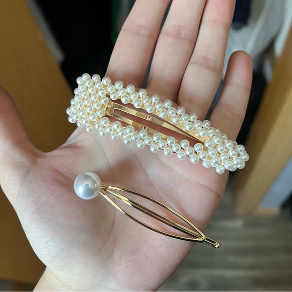 Accessories - Pearl Hair Clips (2)